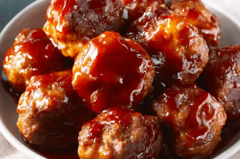 Tangy Glazed Meatballs in Sweet and Sour Sauce
