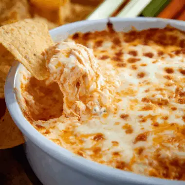 Creamy Spicy Buffalo Chicken Dip