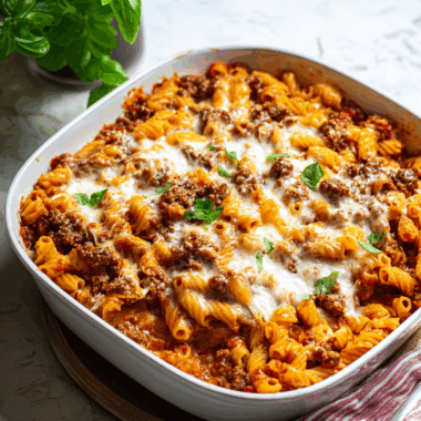 Cheesy Beef & Pasta Bake