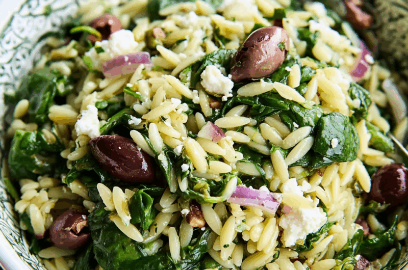 Mediterranean Spinach & Orzo Pasta Delight