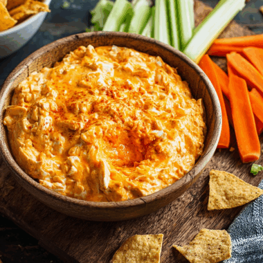 Spicy & Creamy Slow Cooker Buffalo Chicken Dip
