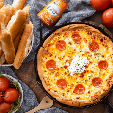 Buffalo Chicken Pizza Dip