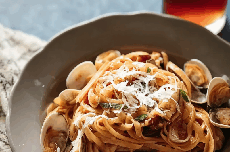 Savory Spaghetti with Rich Red Clam Sauce