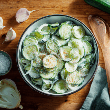 Creamy Gurkensalat with Dill and Paprika