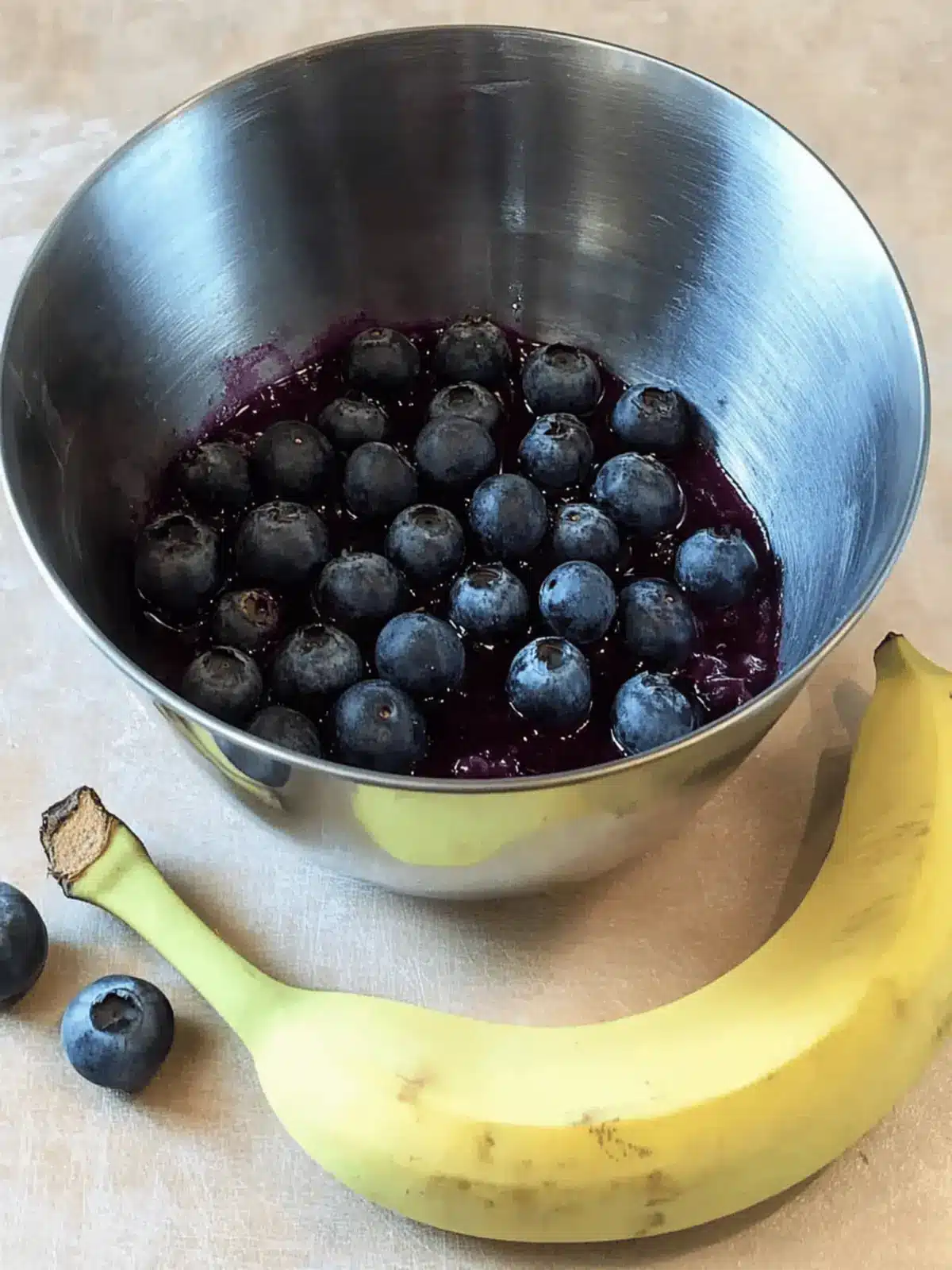 Delicious Bananas & Blueberries: Easy Bread Machine Recipe 5 Bananas & Blueberries