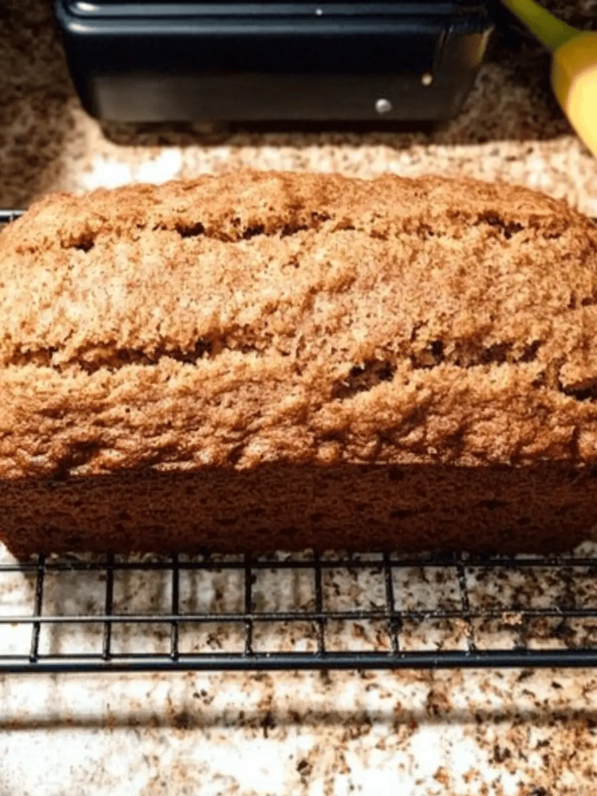 Delicious Cinnamon Banana Bread with Sugary Crumb Top