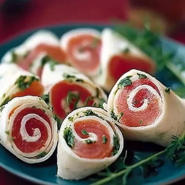Elegant Smoked Salmon Rotollos in Just 10 Minutes 10 Smoked salmon rotollos