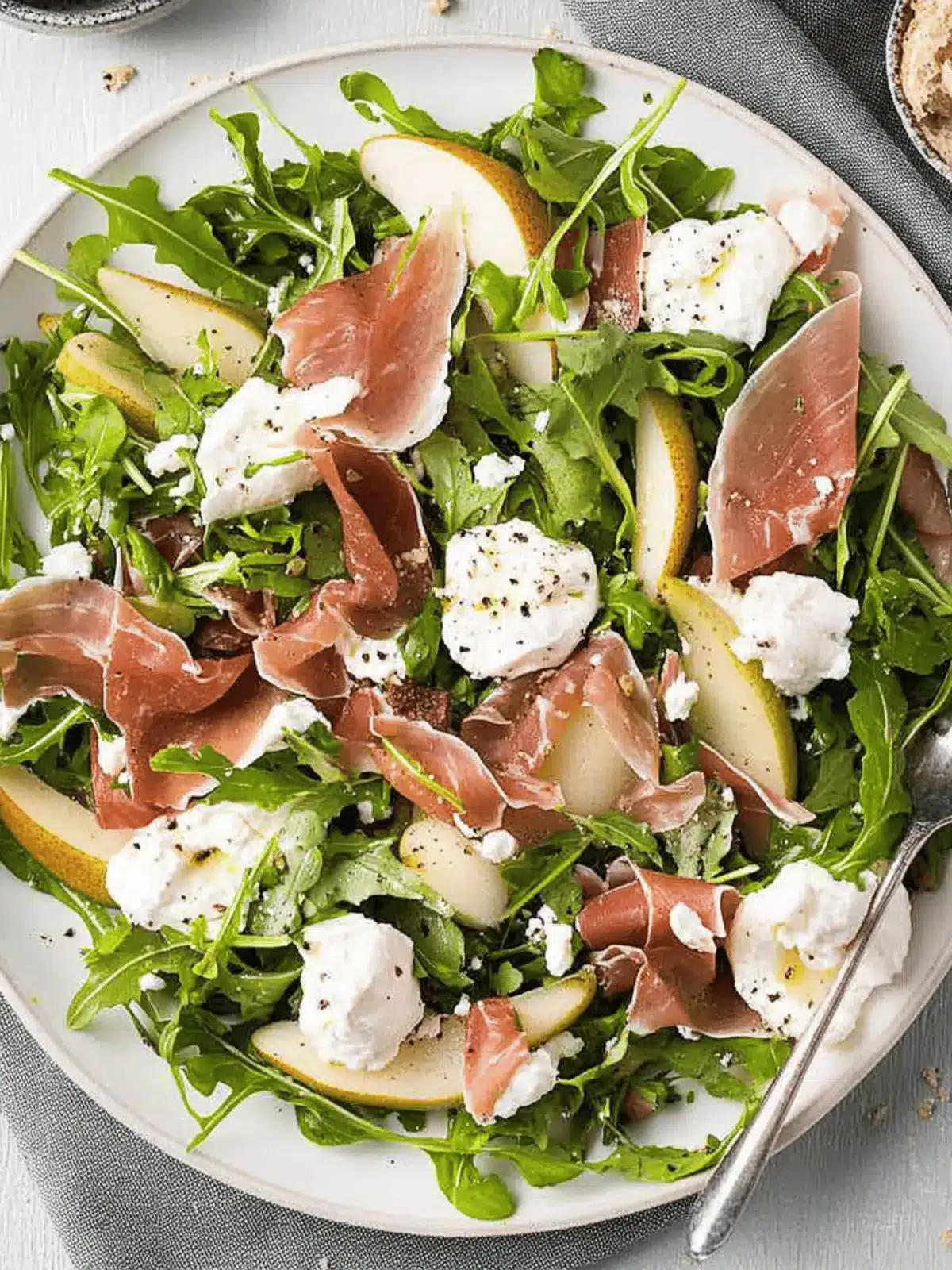 Prosciutto, Pear & Burrata Salad: A Quick Gourmet Treat 3 Prosciutto, Pear & Burrata Salad