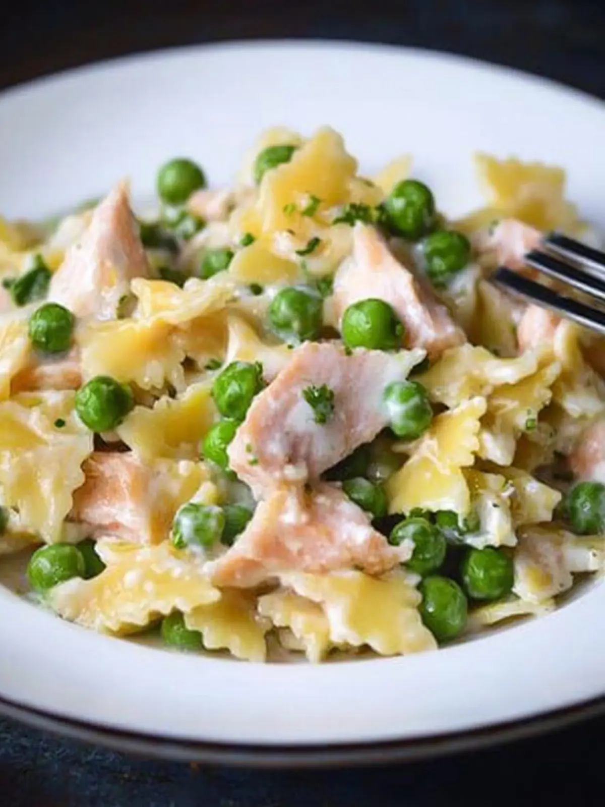 Farfalle with Salmon, Lemon, and Peas