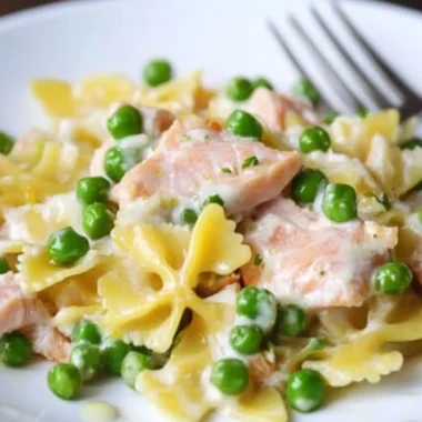 Farfalle with Salmon, Lemon, and Peas