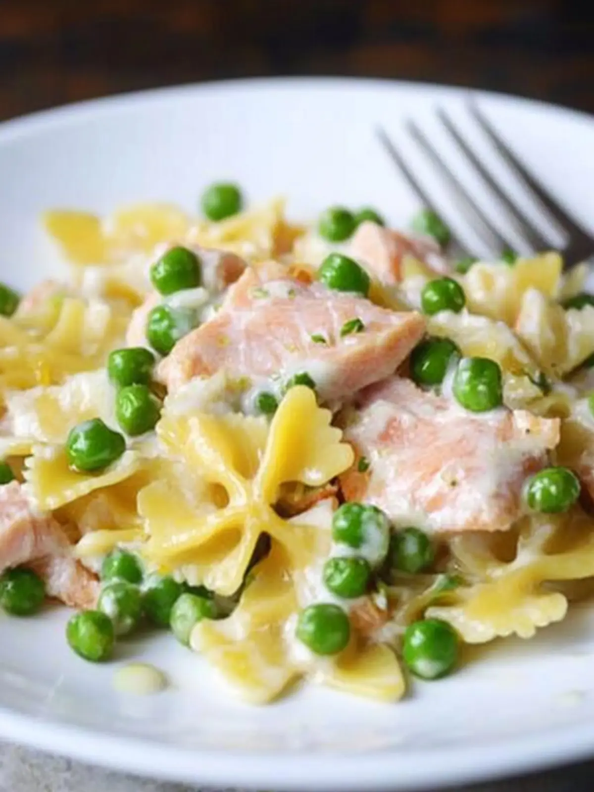 Farfalle with Salmon, Lemon, and Peas