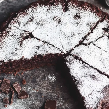Decadent Flourless Chocolate Cake That's Gluten-Free Delight 10 Flourless Chocolate Cake