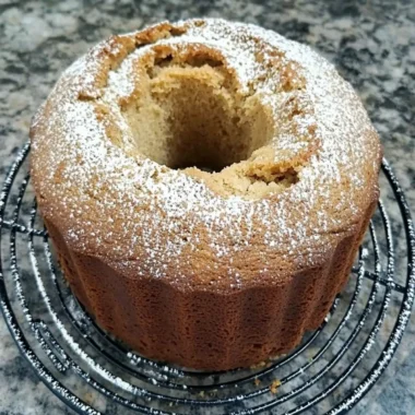 Moist and Delicious Easy Sour Cream Banana Bread Recipe 10 Easy Sour Cream Banana Bread: Moist and Delicious