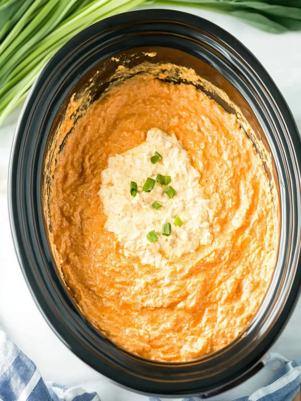 Creamy Crockpot Buffalo Chicken Dip for Effortless Entertaining 4 Crockpot Buffalo Chicken Dip
