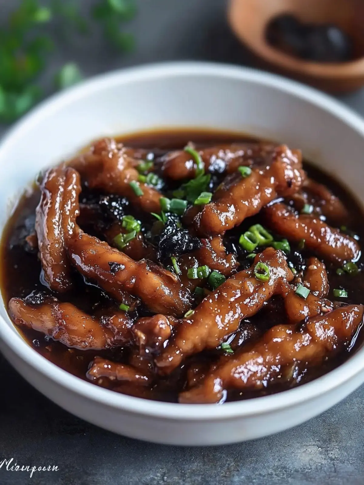 Savory Chicken Feet in Oyster Sauce with Salted Black Beans 2 Chicken Feet in Oyster Sauce with Salted Black Beans