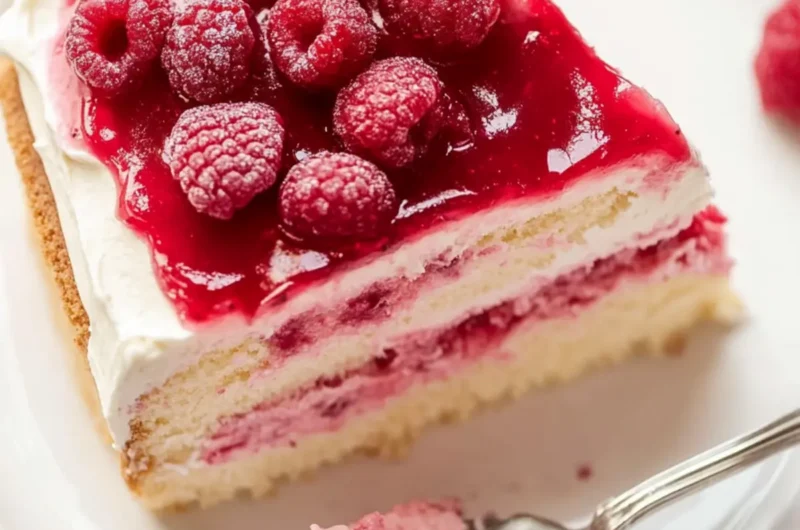RASPBERRY CREAM CAKE