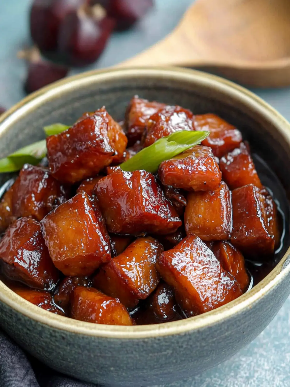 Braised Pork Belly (Hong Shao Rou/红烧肉), an Easy Version