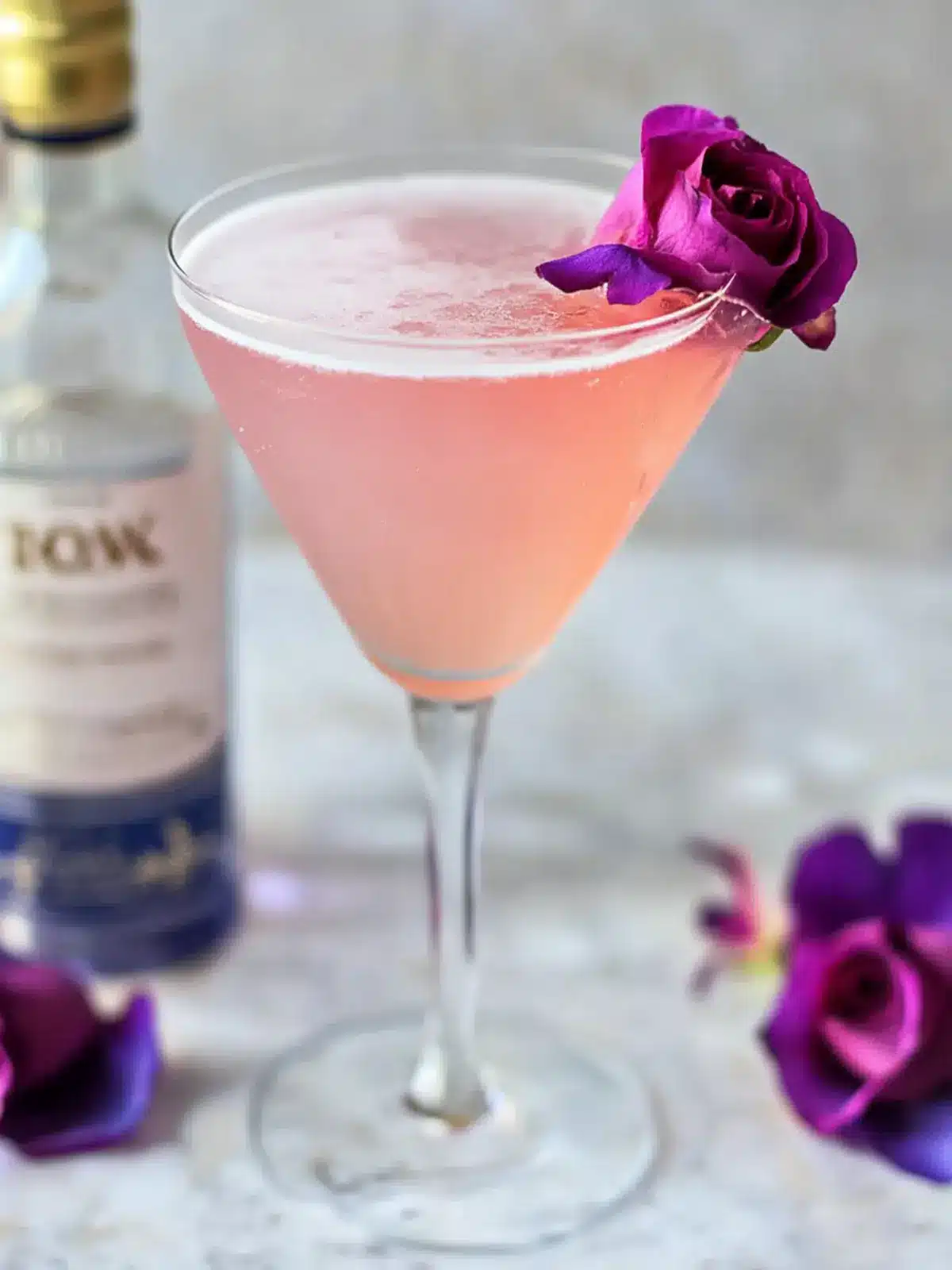 Antique Rose | A Valentine’s Day Empress Gin Cocktail