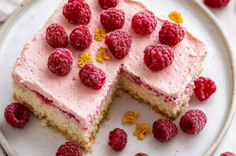 Almond Raspberry Cake: A Soft and Refreshing Treat