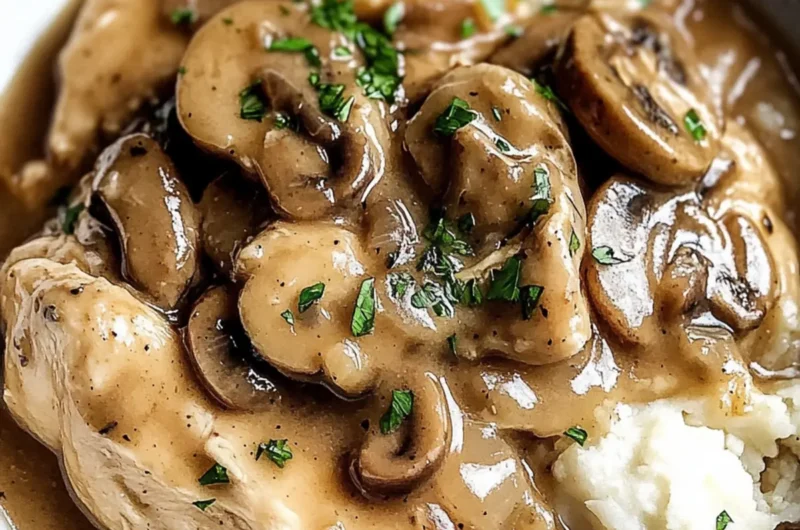 Easy Crockpot Chicken Marsala: Delicious and Amazing Dinner