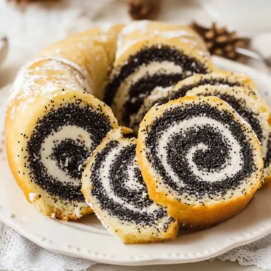 Delicious Croatian Makovnjača: The Ultimate Poppy Seed Roll Cake 10 Croatian Makovnjača (Poppy Seed Roll Cake)