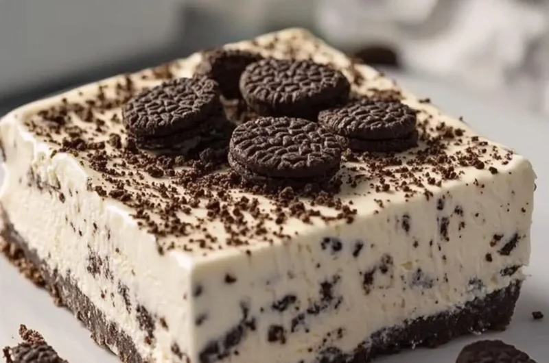 No-Bake Cookies and Cream Cheesecake Bars