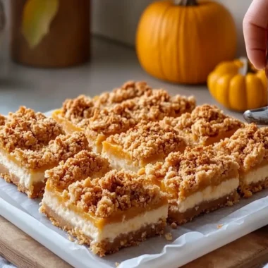Ultimate Pumpkin Cheesecake Crumble Bars You’ll Love