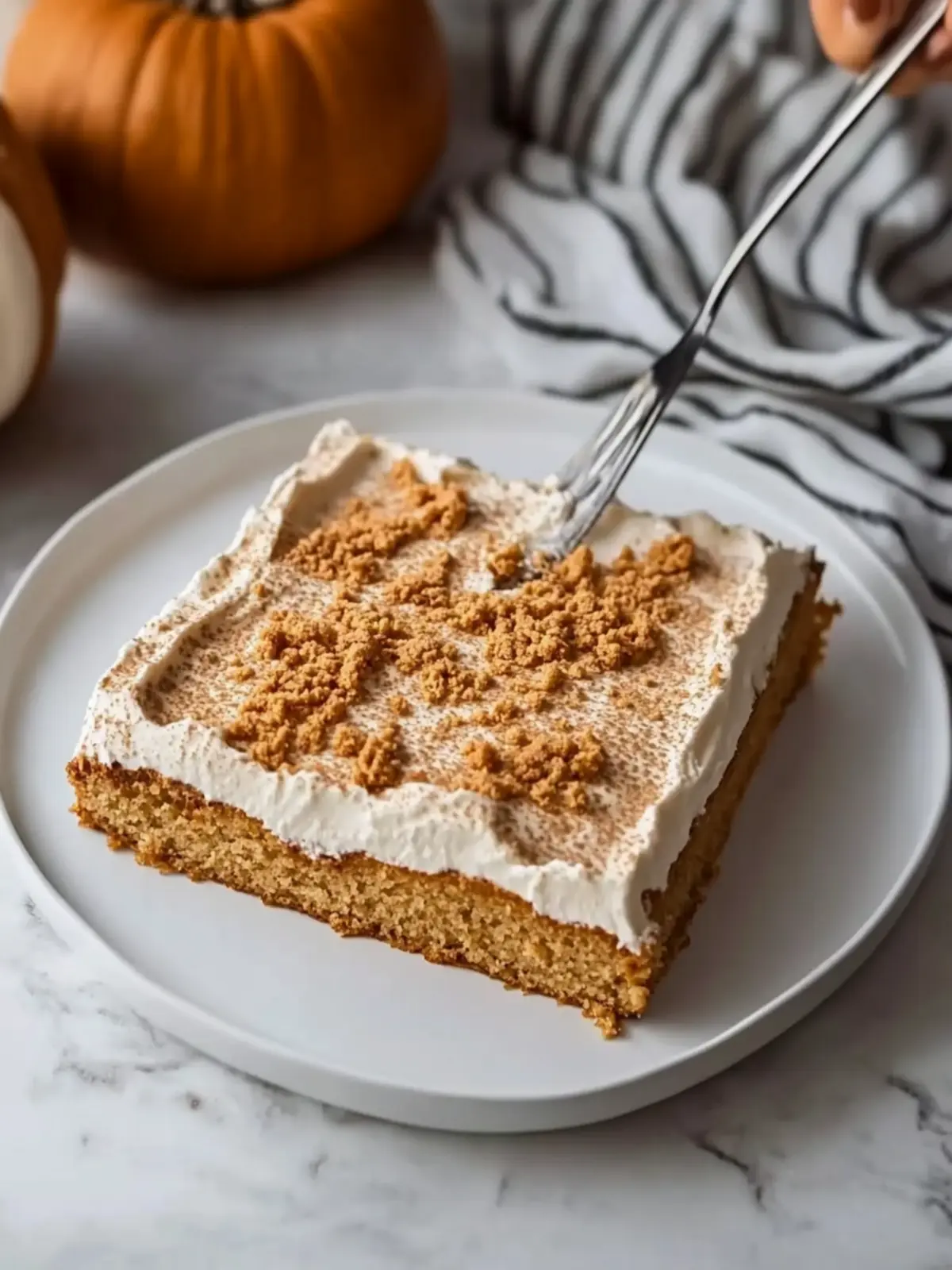 Pumpkin Spice Sheet Cake