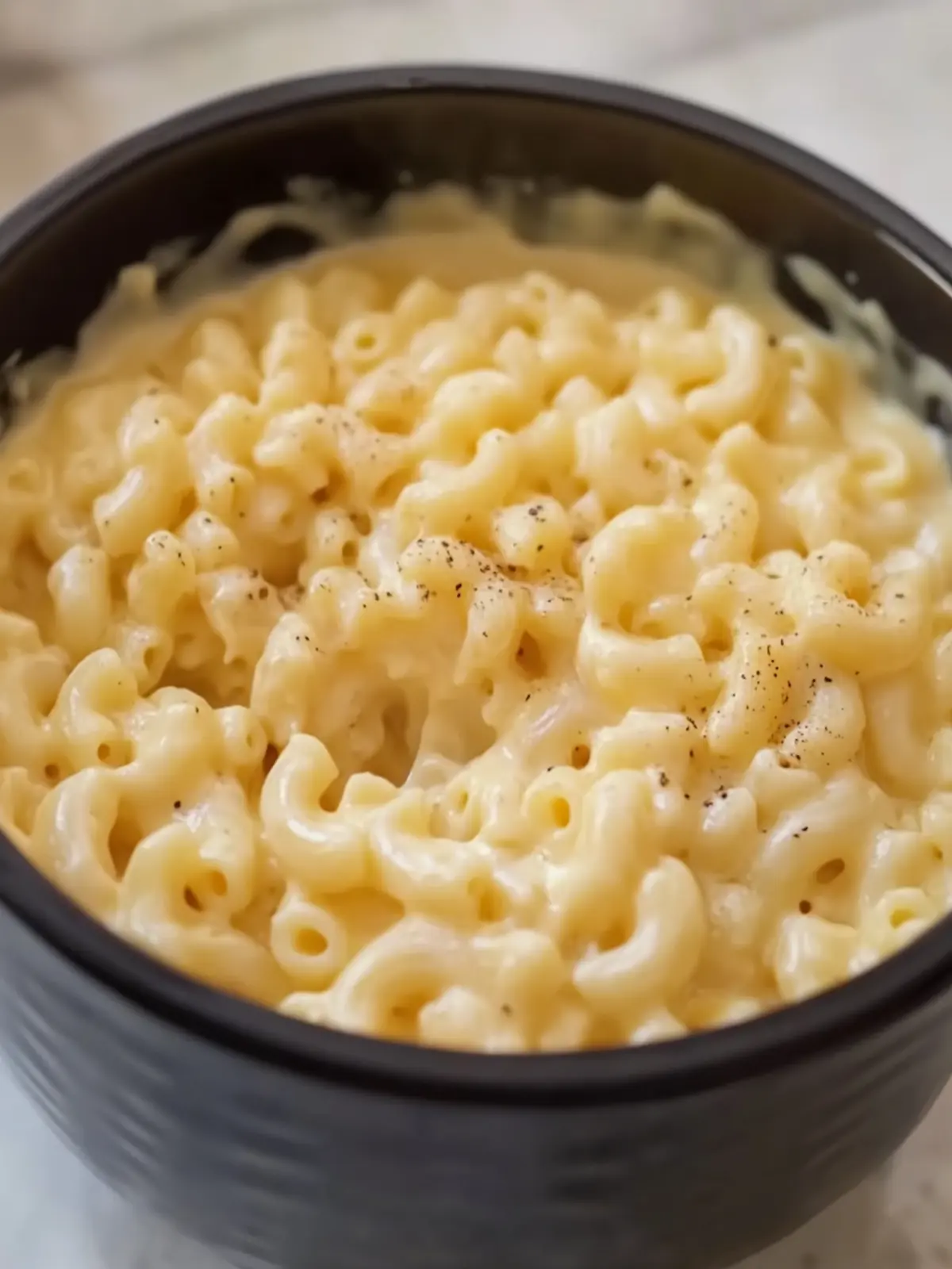 Slow Cooker Creamy Mac and Cheese That Will Melt Your Heart 5 Slow Cooker Creamy Mac and Cheese