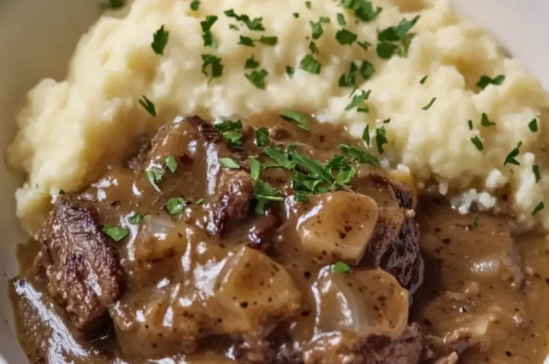 Crock Pot Cube Steak and Gravy