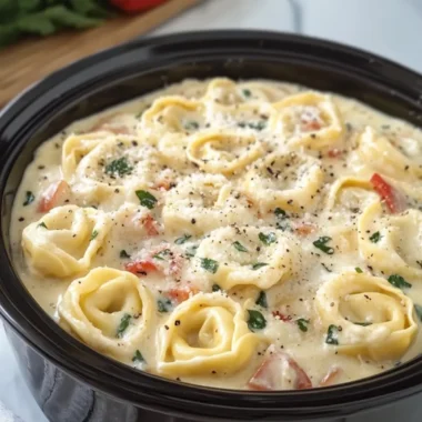 Crockpot Creamy Tortellini Pasta That Melts in Your Mouth