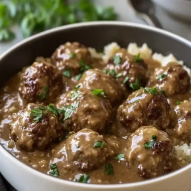 Crockpot Creamy Salisbury Steak Meatballs for Cozy Nights 6 Crockpot Creamy Salisbury Steak Meatballs for Cozy Nights