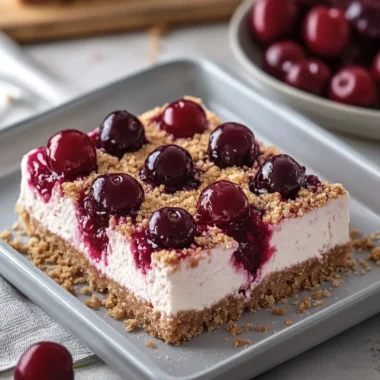 No-Bake Upside-Down Cherry Cheesecake Bars You’ll Love 8 No-Bake Upside-Down Cherry Cheesecake Bars You’ll Love