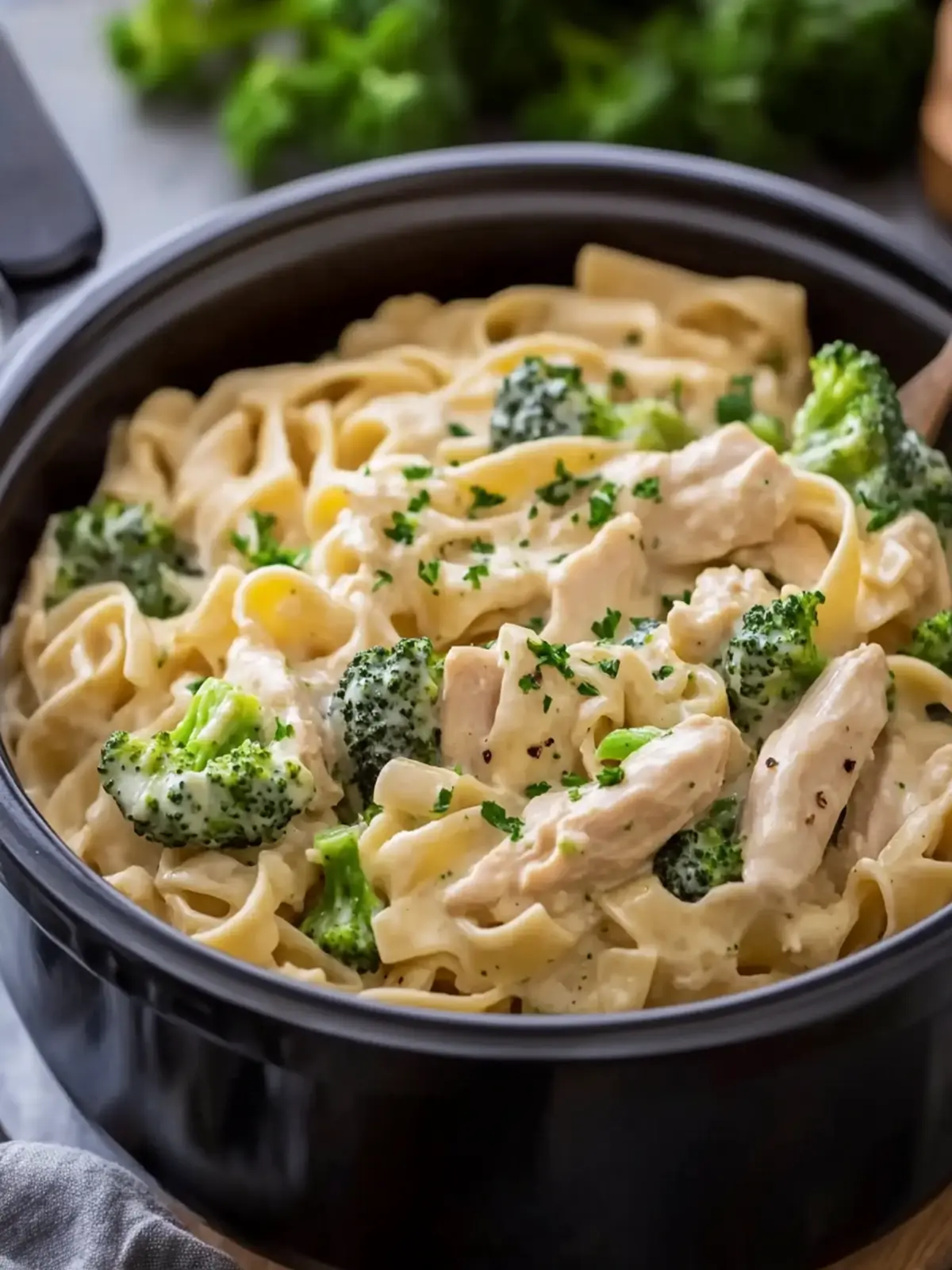 Slow Cooker Creamy Chicken Broccoli Alfredo with Egg Noodles