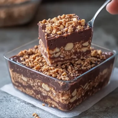 Decadent No-Bake Chocolate Peanut Crunch Fudge Squares